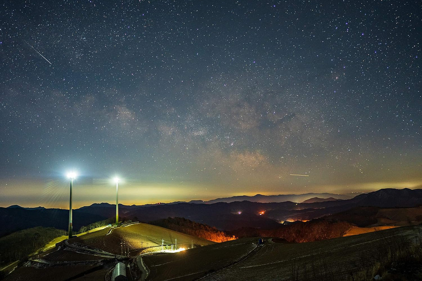 Samyang AF 24mm F1.8 FE Compact Wide Angle Lens