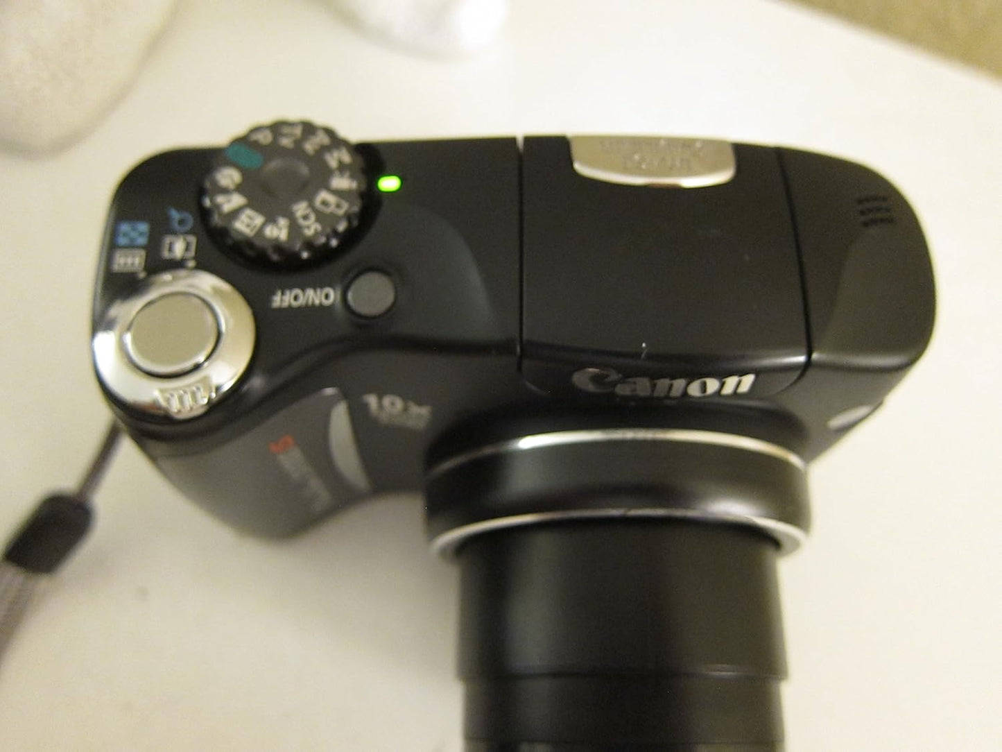 Canon PowerShot SX100IS 8MP Digital Camera