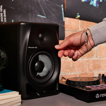 Pioneer DJ DM-50D 5-inch Active Studio Monitor