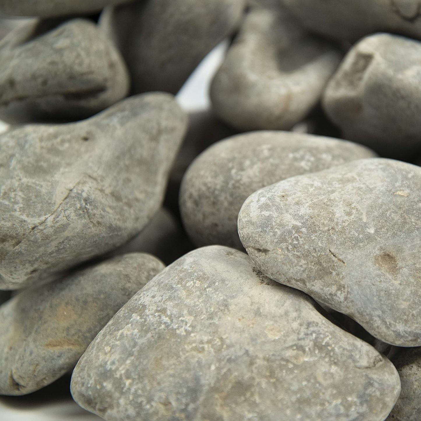 MSI AMZ-LSC-0016 Polished Gray Decorative Pebbles - 40 lb Bag