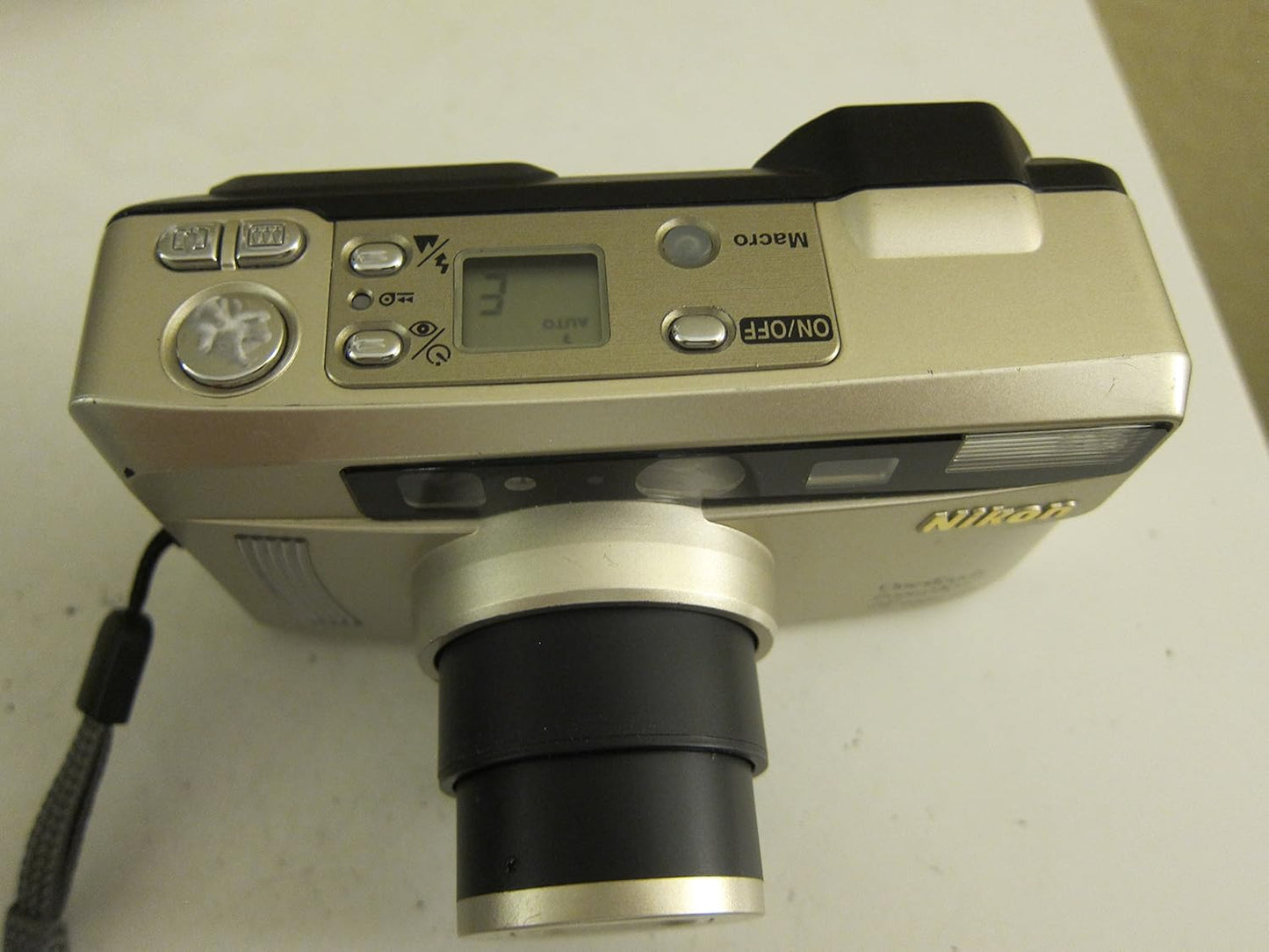 Nikon 792101 One Touch 90s QD Zoom 35mm Camera