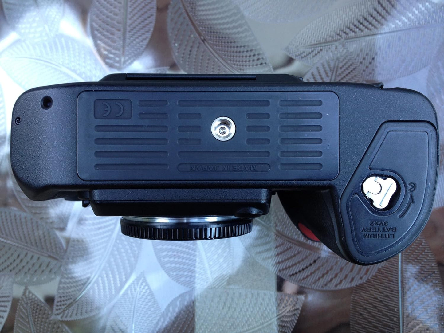 Nikon 1799 F6 35mm Film SLR Camera Body