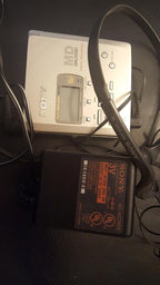 Sony MZ-R55 Portable MiniDisc Player - Recorder with Mega Bass
