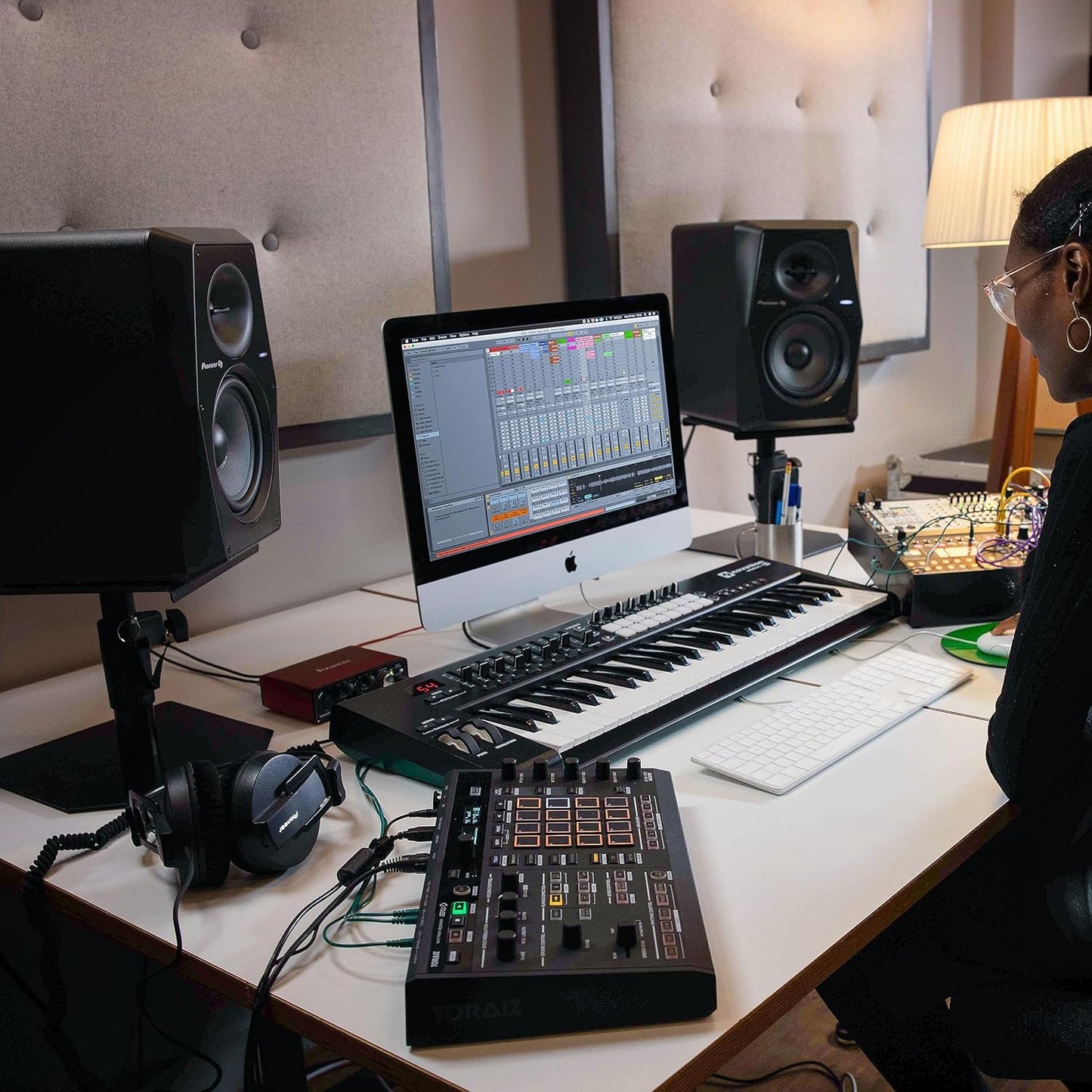 Pioneer DJ VM-50 5.25-inch Active Studio Monitor - Black