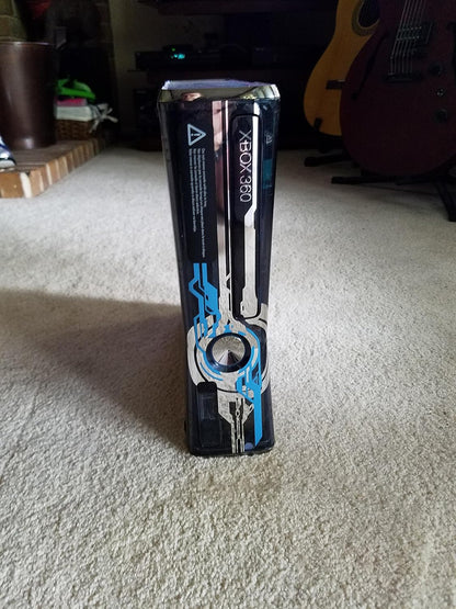 Microsoft Xbox 360 Limited Edition Halo 4 Bundle