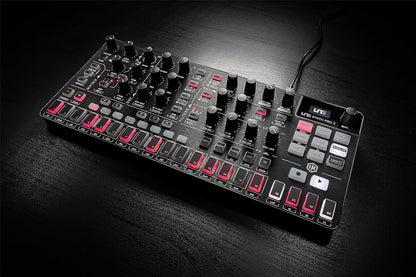 IK Multimedia IP-UNO-SYNTHPROX UNO Synth Pro X Analog Synthesizer