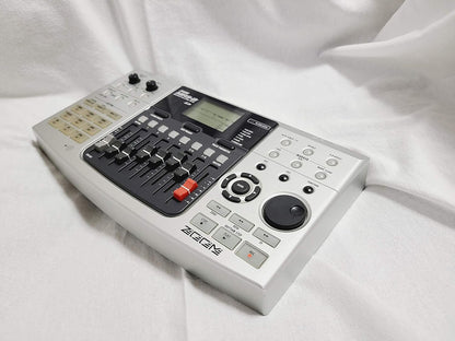 Zoom MRS8 Portable Multi-Track Recording Studio
