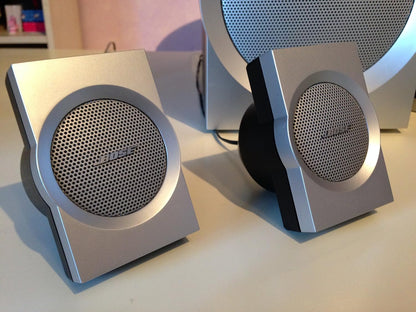 Bose 275289 Companion 3 Graphite/Silver Multimedia Speakers