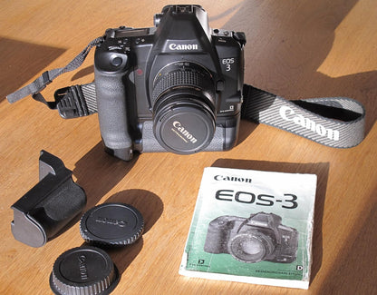 Canon 2051A001 EOS 3 [Film] SLR Camera (Used)