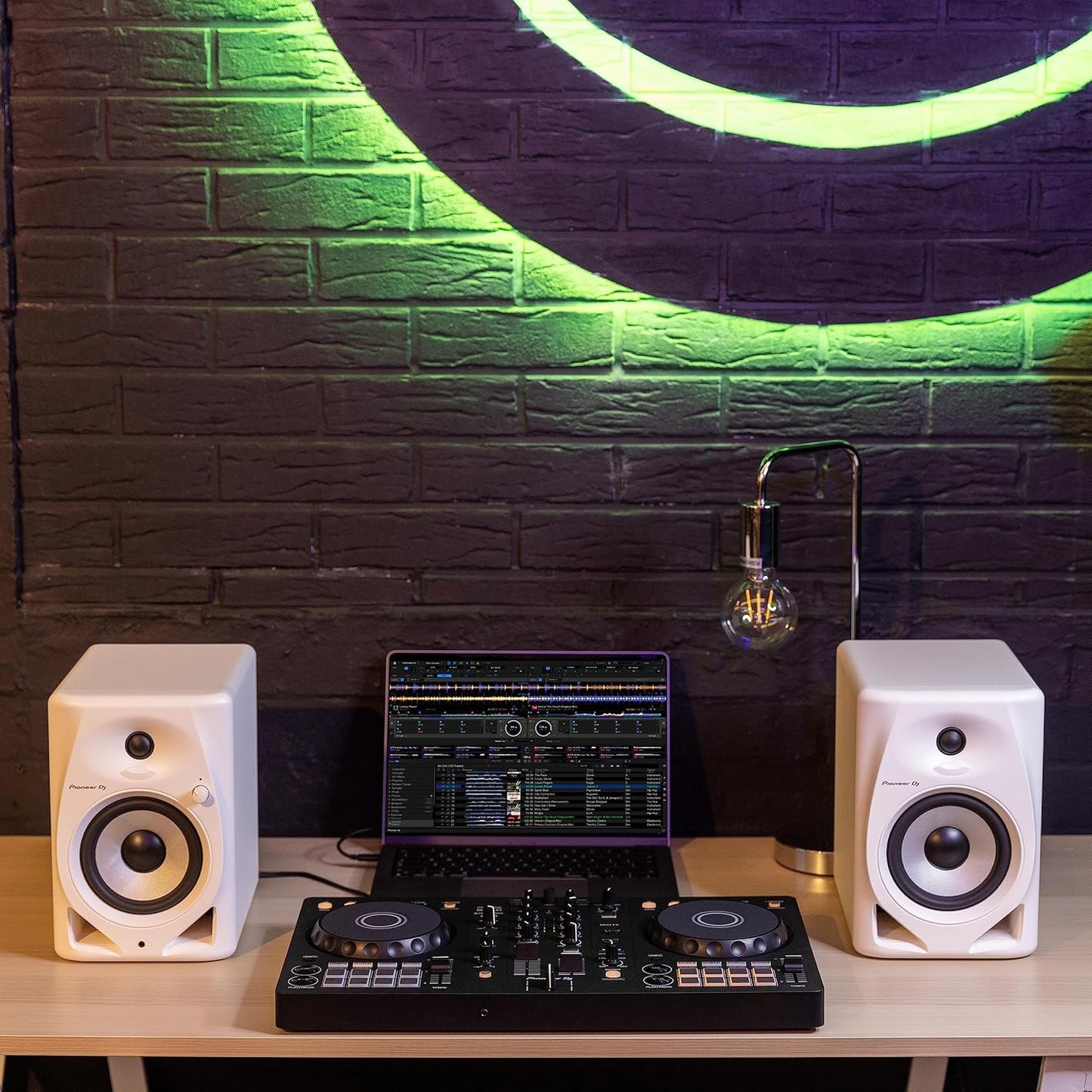 Pioneer DJ DDJ-FLX4 2-Deck DJ Controller