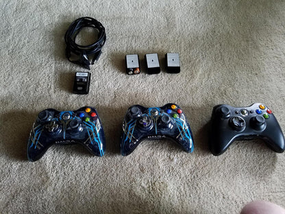 Microsoft Xbox 360 Limited Edition Halo 4 Bundle