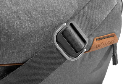 Peak Design Everyday Sling 6L Camera Bag